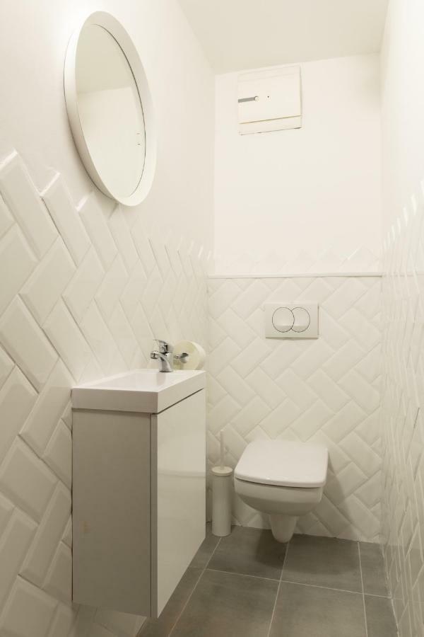 Gozsdu Design Apartment บูดาเปสต์ ภายนอก รูปภาพ